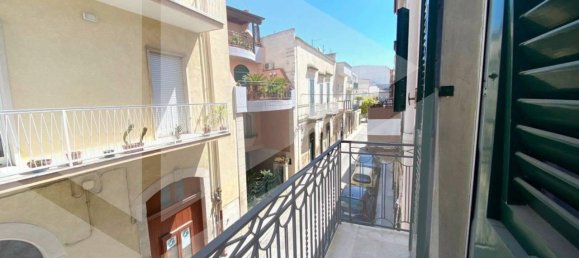 6-salle Appartement à Andria, Italy No. 16382 5