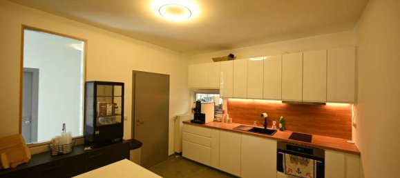 Armazém em Neustadt an der Waldnaab, Germany 1089 m² N.º 365019 10