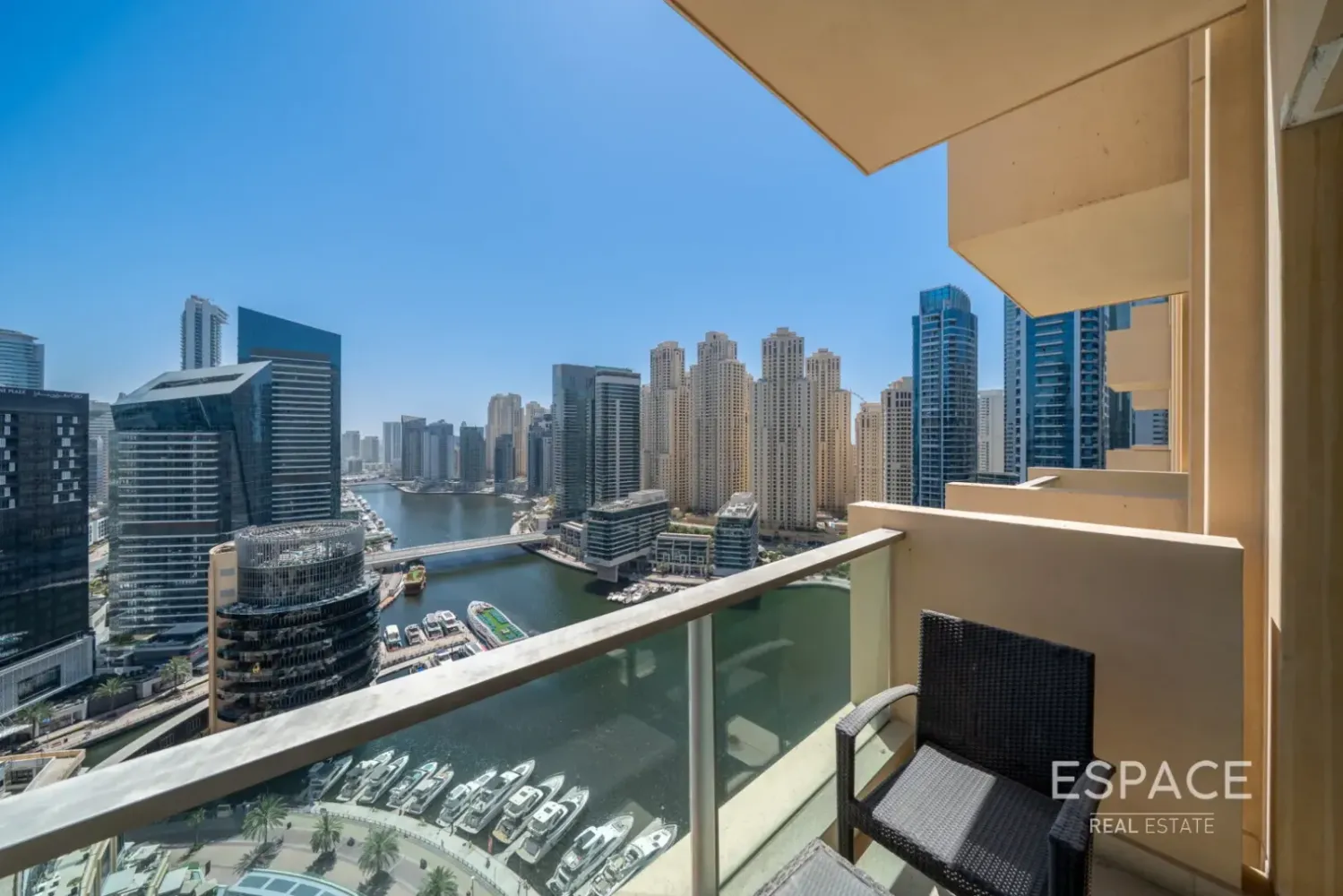 Apartamento T1 em Dubai Marina, UAE N.º 209176