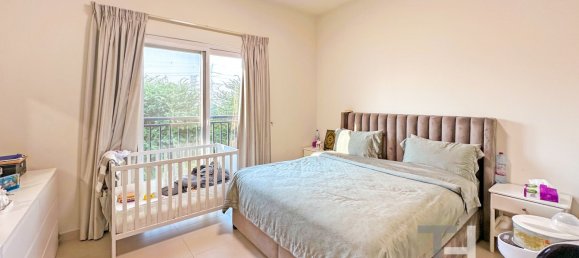 2 bedrooms Townhouse in Dubai, UAE No. 94390 4