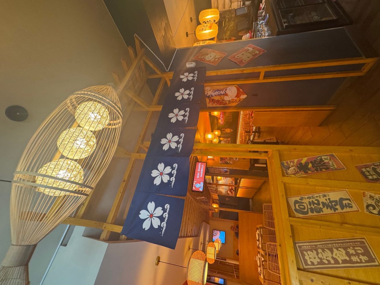 Propiedad comercial en Marbella, Spain 300 m² No. 148960