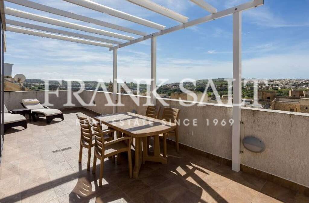 Penthouse T2 em Fontana, Malta N.º 5701