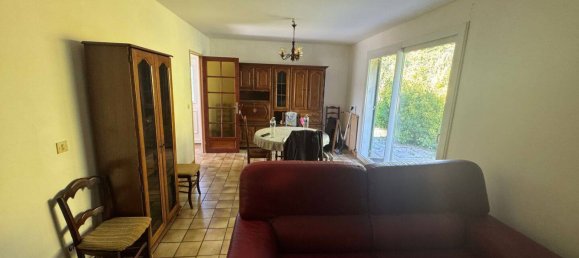 Casa de 3 dormitorios en Seine-et-Marne, France No. 330618 5