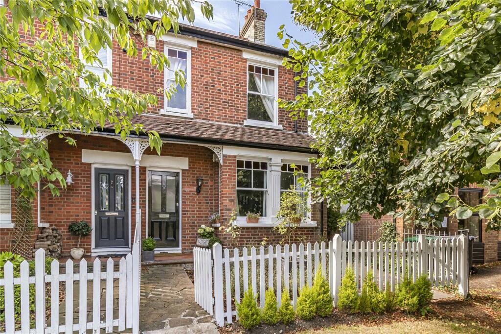 3 bedrooms Commercial property in Barnet, United Kingdom No. 6482