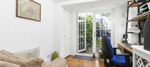 3 bedrooms Commercial property in Barnet, United Kingdom No. 6482 8