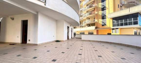 3-salle Appartement à Monterotondo, Italy No. 273793 5