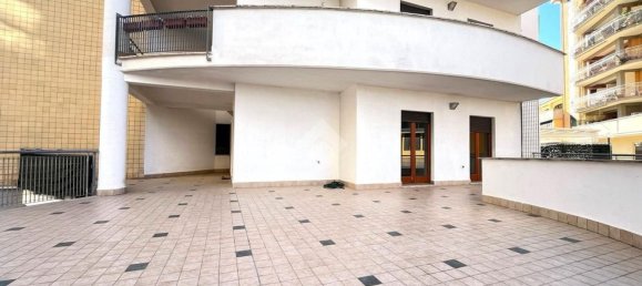 3-salle Appartement à Monterotondo, Italy No. 273793 4
