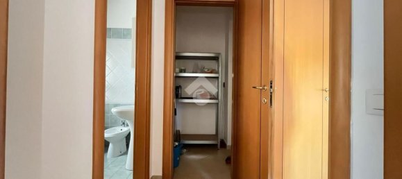 3-salle Appartement à Monterotondo, Italy No. 273793 11