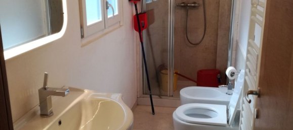 3-salle Appartement à San Benedetto del Tronto, Italy No. 221911 2