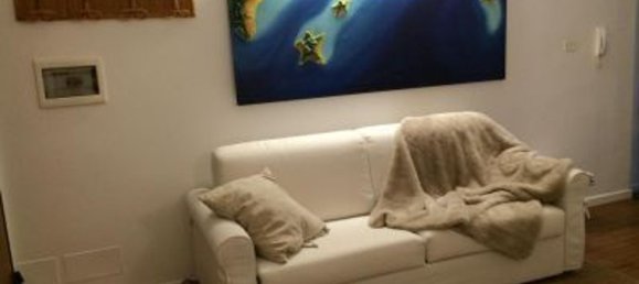 2 rooms Apartment in Reggio Emilia, Italy No. 180012 4