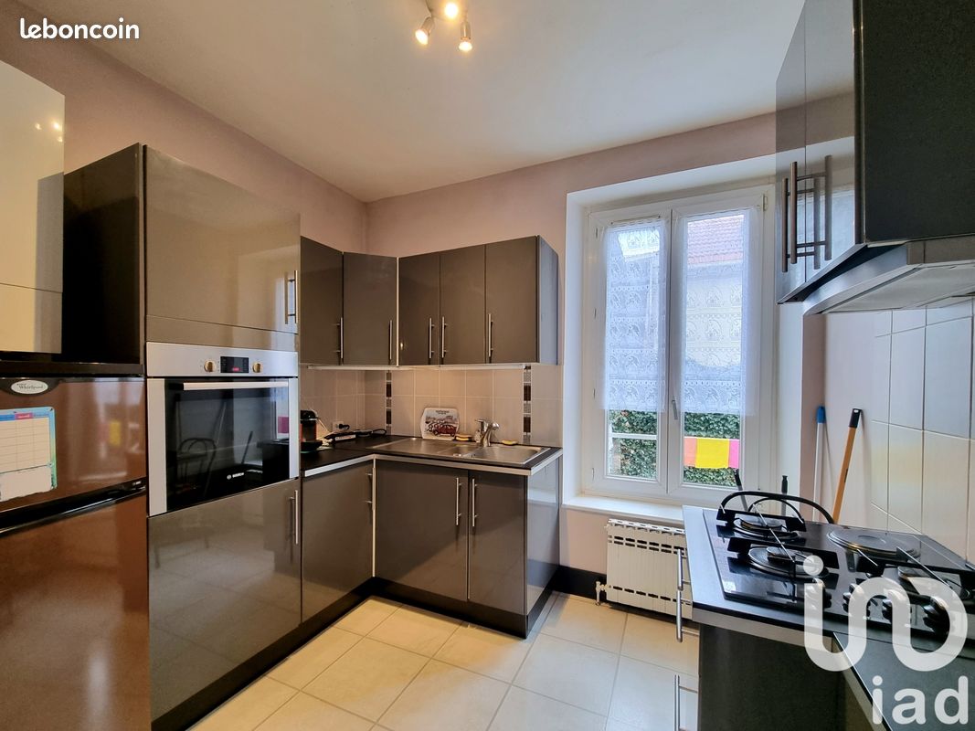 Adosado de 5 habitaciónes en Nancy, France No. 55516