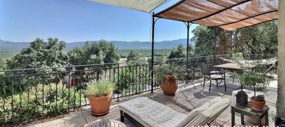 Villa de 4 dormitorios en Saint-Maximin-la-Sainte-Baume, France No. 345062 2