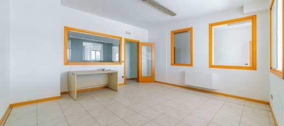 Armazém em Lanciano, Italy 603 m² N.º 171809 24