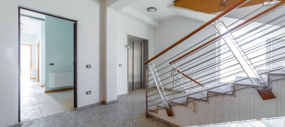 Armazém em Lanciano, Italy 603 m² N.º 171809 32