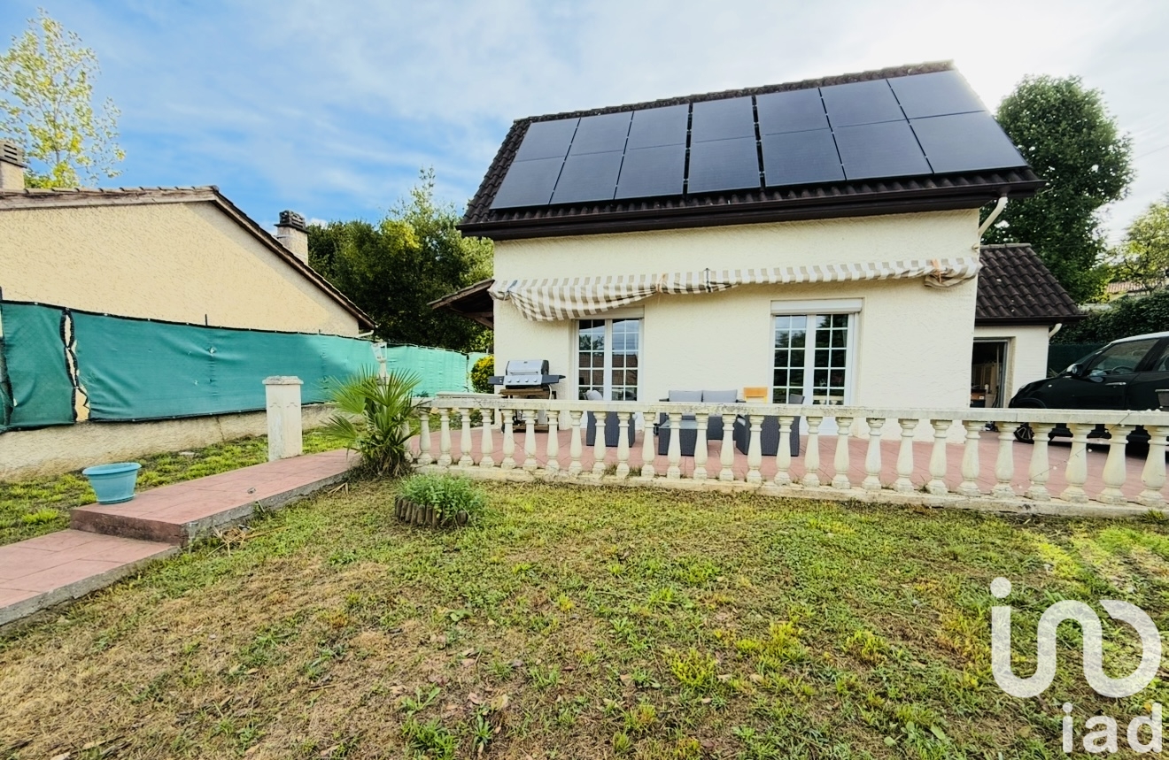 4 chambres Maison à Mourenx, France No. 323238