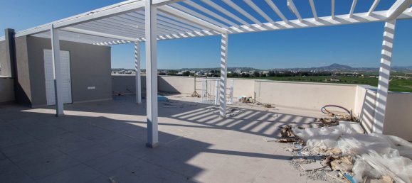 3 bedrooms Apartment in Larnaca, Cyprus No. 5127 19