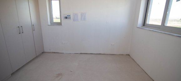 3 bedrooms Apartment in Larnaca, Cyprus No. 5127 16