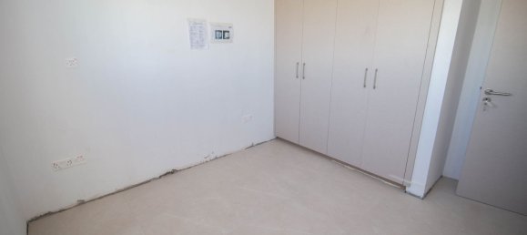 3 bedrooms Apartment in Larnaca, Cyprus No. 5127 9