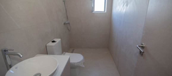 3 bedrooms Apartment in Larnaca, Cyprus No. 5127 10