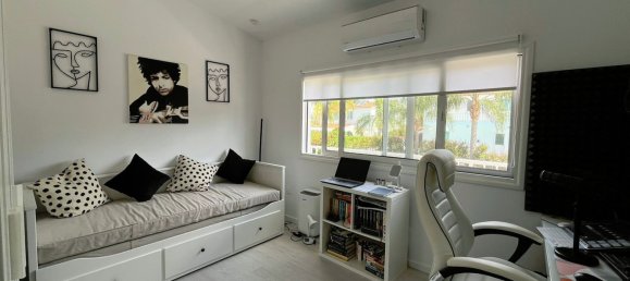 Villa de 4 dormitorios en Tala, Cyprus No. 22118 25