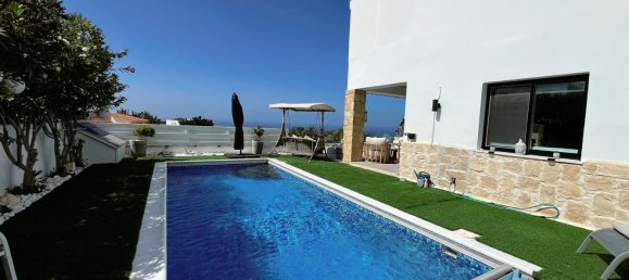 Villa de 4 dormitorios en Tala, Cyprus No. 22118 3