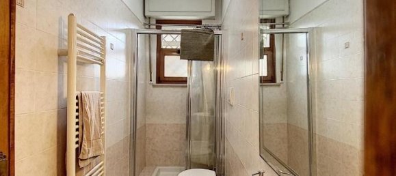 5 rooms House in Viareggio, Italy No. 173876 10