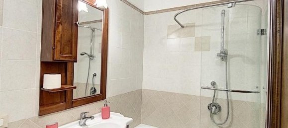 5 rooms House in Viareggio, Italy No. 173876 3