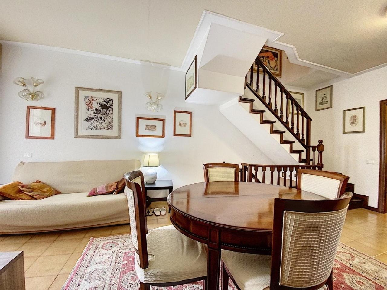 5 rooms House in Viareggio, Italy No. 173876