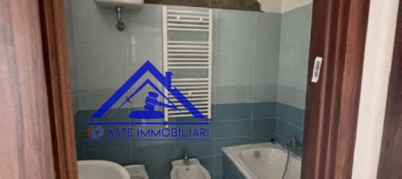 3 rooms Apartment in Sant'Antimo, Italy No. 295696 7