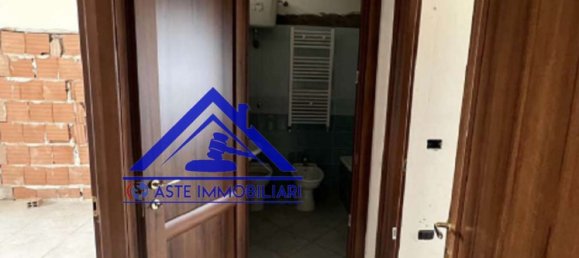 3 rooms Apartment in Sant'Antimo, Italy No. 295696 16