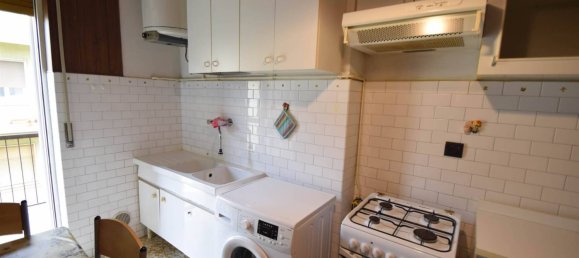 1 bedroom Apartment in Piacenza, Italy No. 274670 8