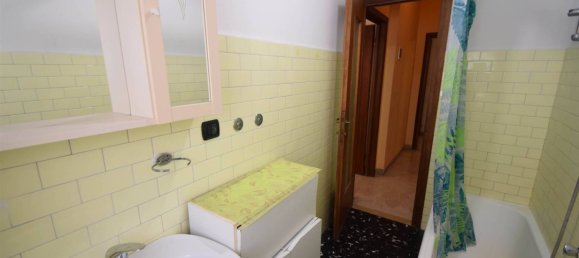 1 bedroom Apartment in Piacenza, Italy No. 274670 16