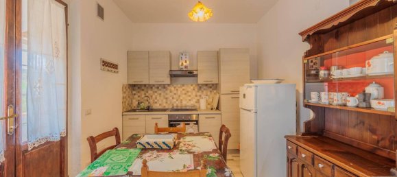 5 bedrooms Villa in San Vincenzo, Italy No. 83519 21