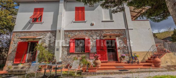 5 bedrooms Villa in San Vincenzo, Italy No. 83519 6