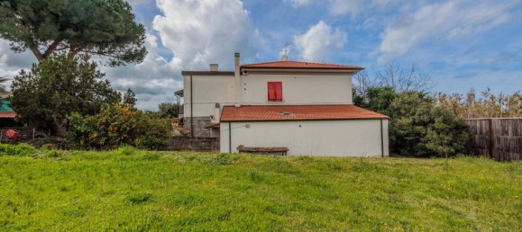 5 bedrooms Villa in San Vincenzo, Italy No. 83519 9