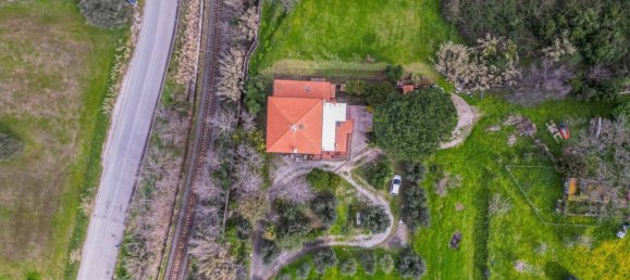 5 bedrooms Villa in San Vincenzo, Italy No. 83519 14