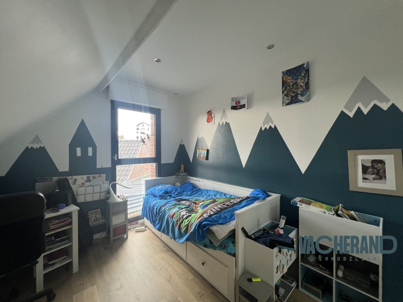 Casa de 4 dormitorios en Saint-Jans-Cappel, France No. 75270