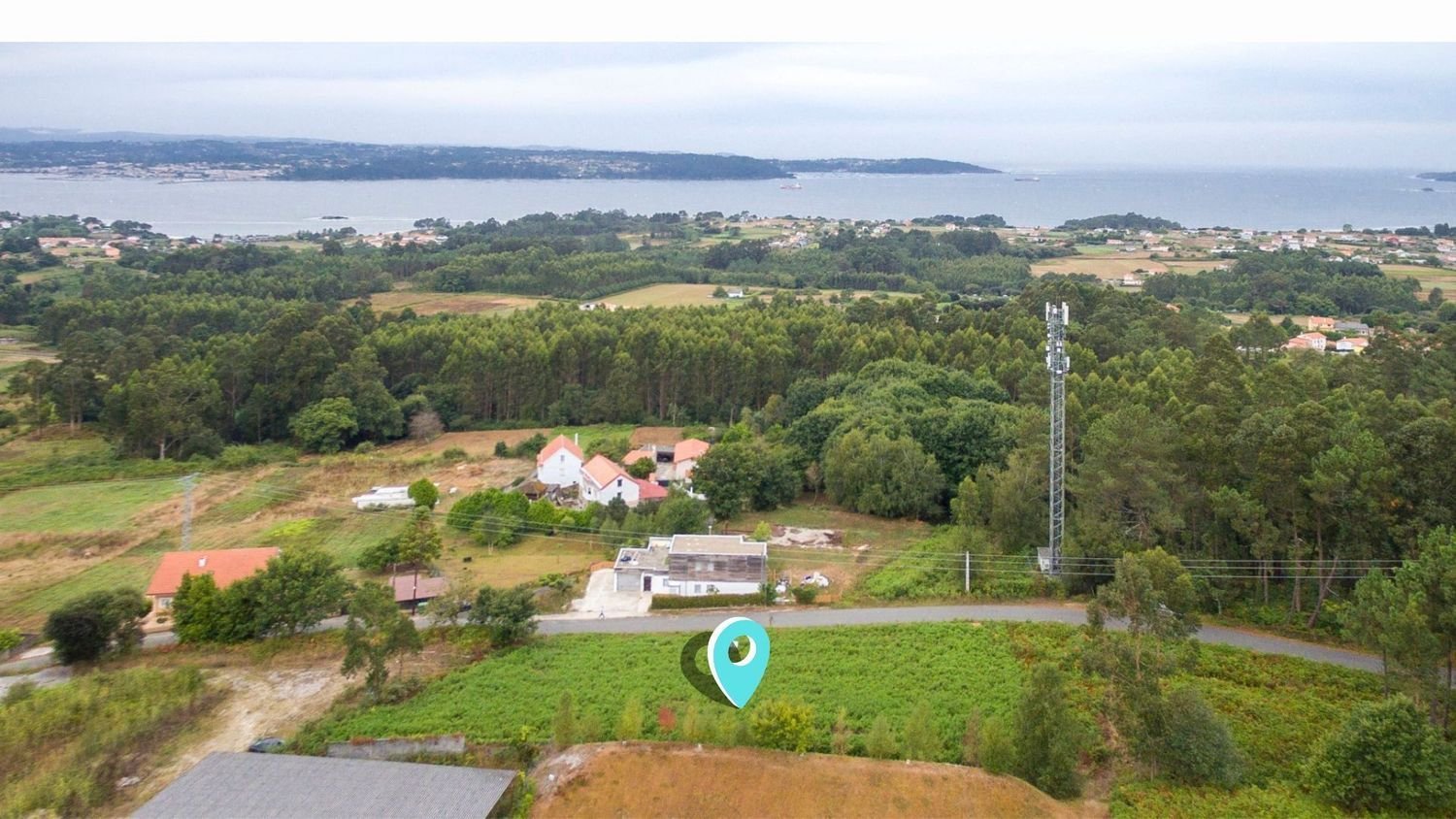 Terreno en Miño, Spain No. 235460