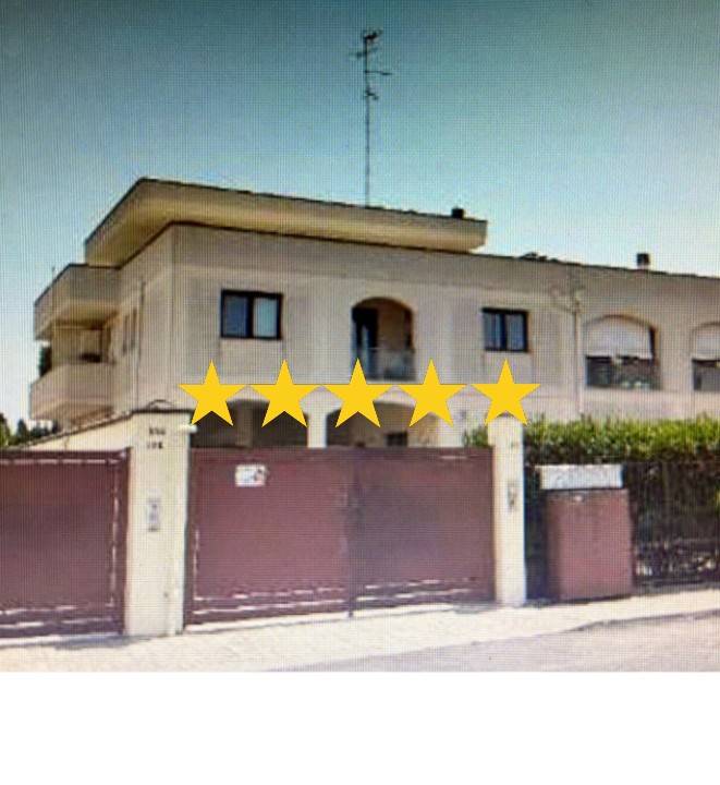 6 غرف نوم شقة في Lecce, Italy رقم 205842