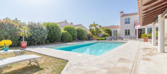 5 Schlafzimmer Villa in Saint-Gilles-Croix-de-Vie, France, Nr. 295340 2