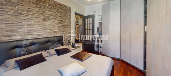 1 bedroom Apartment in Turin, Italy No. 294445 9