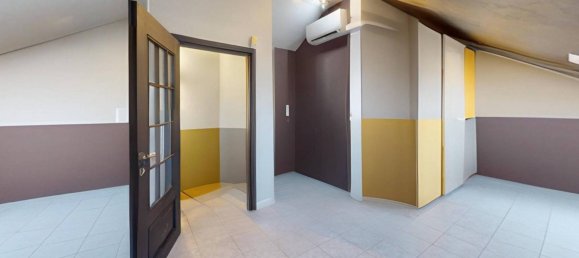 1 bedroom Apartment in Turin, Italy No. 294445 17