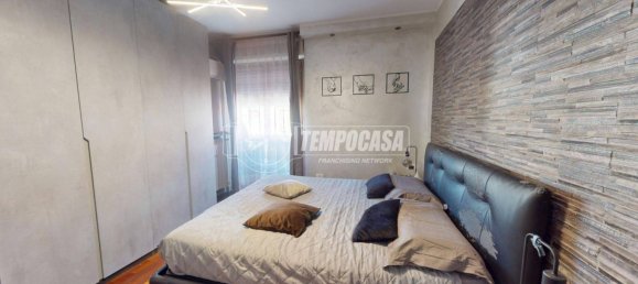 1 bedroom Apartment in Turin, Italy No. 294445 10