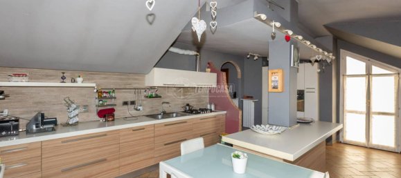 3 chambres Villa à Lauriano, Italy No. 43575 21