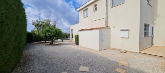 Вилла с 3 спальнями в Пафос, Кипр № 9335 7