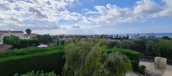 Вилла с 3 спальнями в Пафос, Кипр № 9335 3