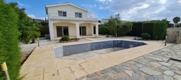 Вилла с 3 спальнями в Пафос, Кипр № 9335 4