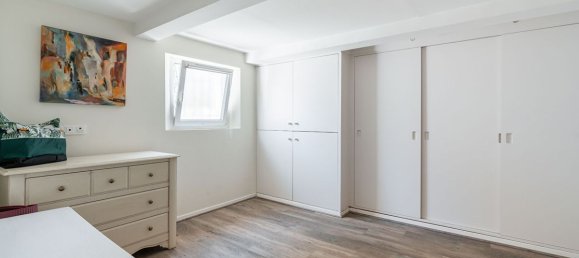 5 bedrooms House in Colombes, France No. 164446 22