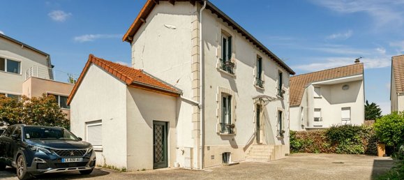 5 bedrooms House in Colombes, France No. 164446 2