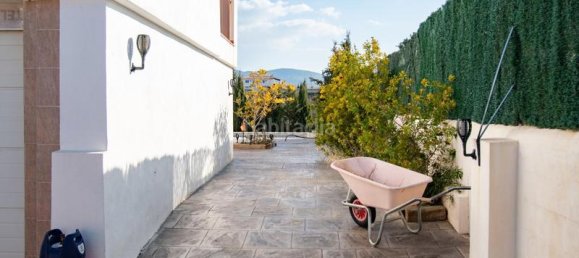 4 غرف نوم منزل في La Zubia, Spain رقم 171145 58